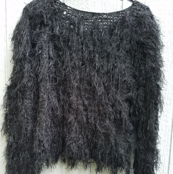 Romeo and Juliet Couture Sweater - Picture 4 of 7